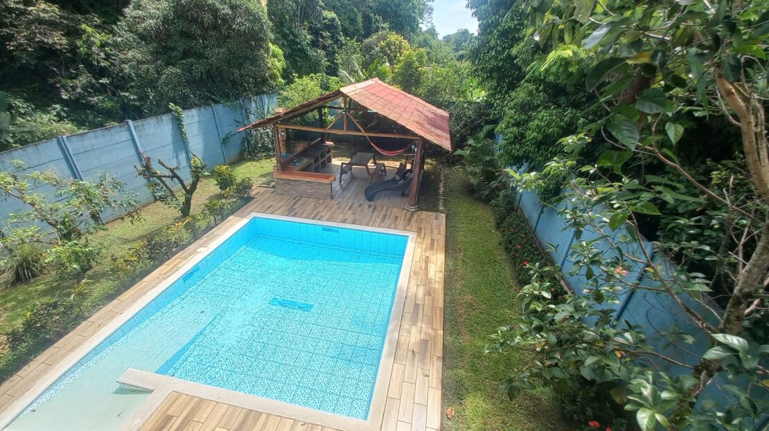 Turn-Key 3-Bedroom Oasis Near La Fortuna – Sleeps 10!