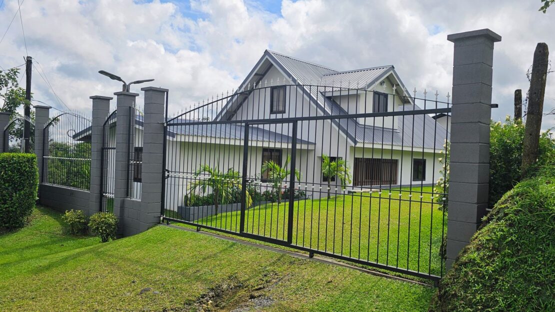 Price Reduction! Spacious 5-Acre Country Estate Property for Sale in Venecia, Near Ciudad Quesada – Peaceful Living with Modern Comforts, San carlos, Costa Rica — photo 2