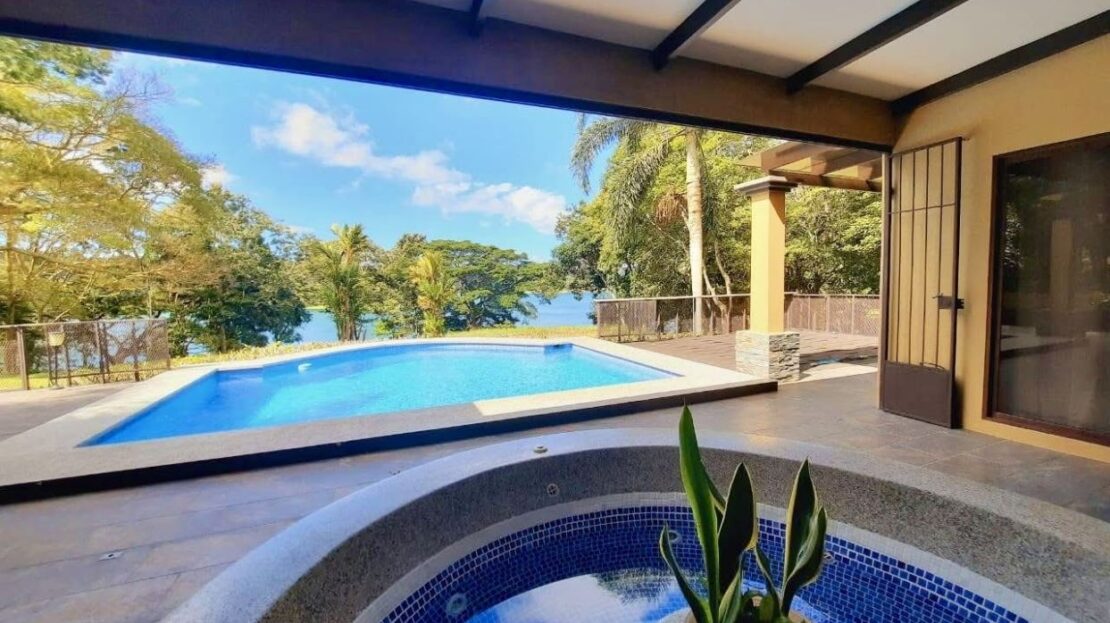 Eco friendly lake access home