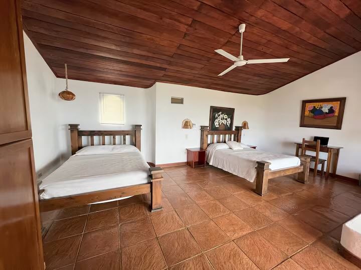 Rock river lodge for Sale, 2.5 Acre Hotel Property for Sale near Arenal Lake Costa Rica, La fortuna, Costa Rica — photo 3
