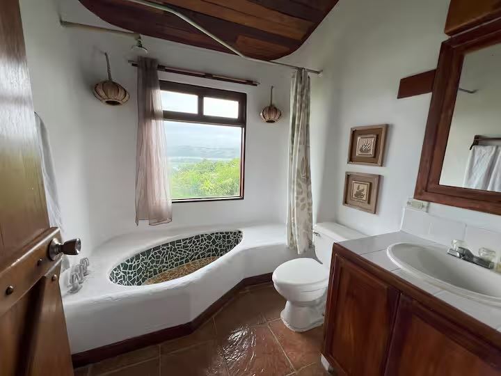 Rock river lodge for Sale, 2.5 Acre Hotel Property for Sale near Arenal Lake Costa Rica, La fortuna, Costa Rica — photo 4