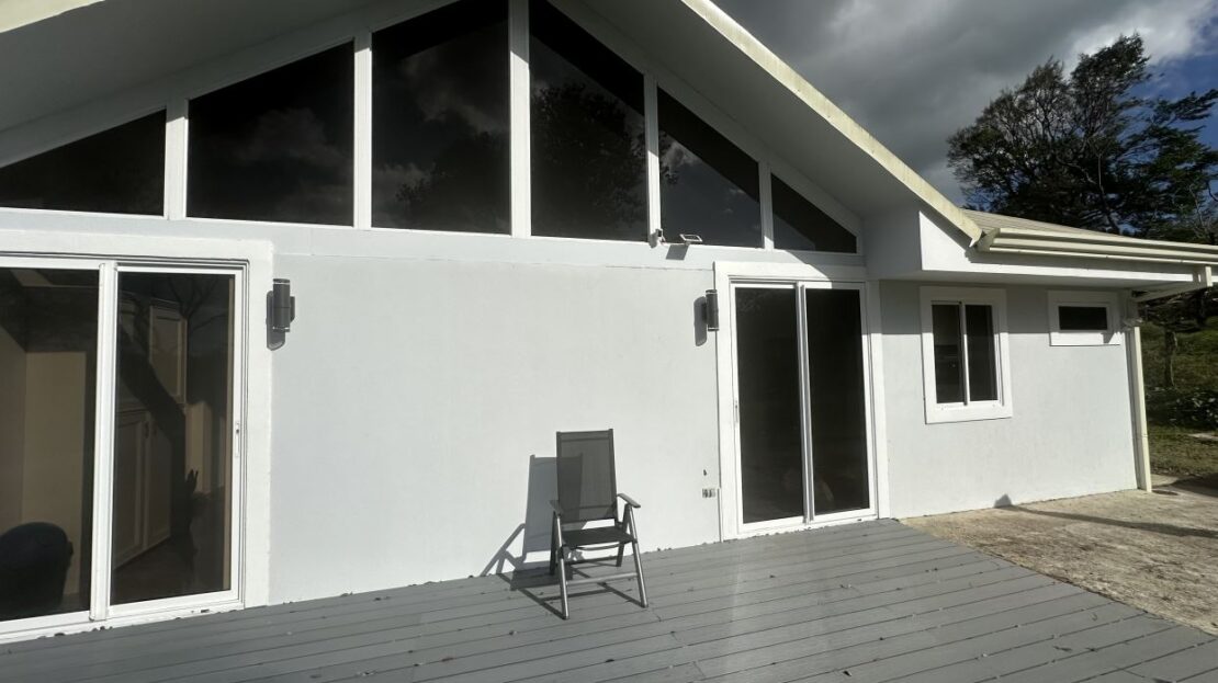 Luxury lakefront home