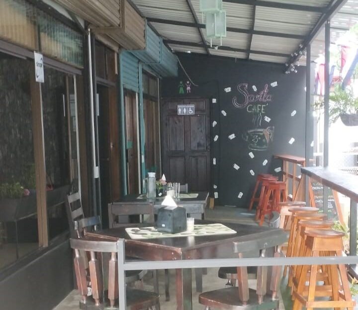 Commercial plex in La Fortuna Centro