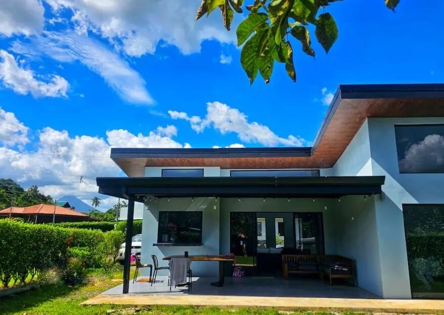 Modern home in gated community near La Fortuna for Sale | Airbnb ready -  Communal River