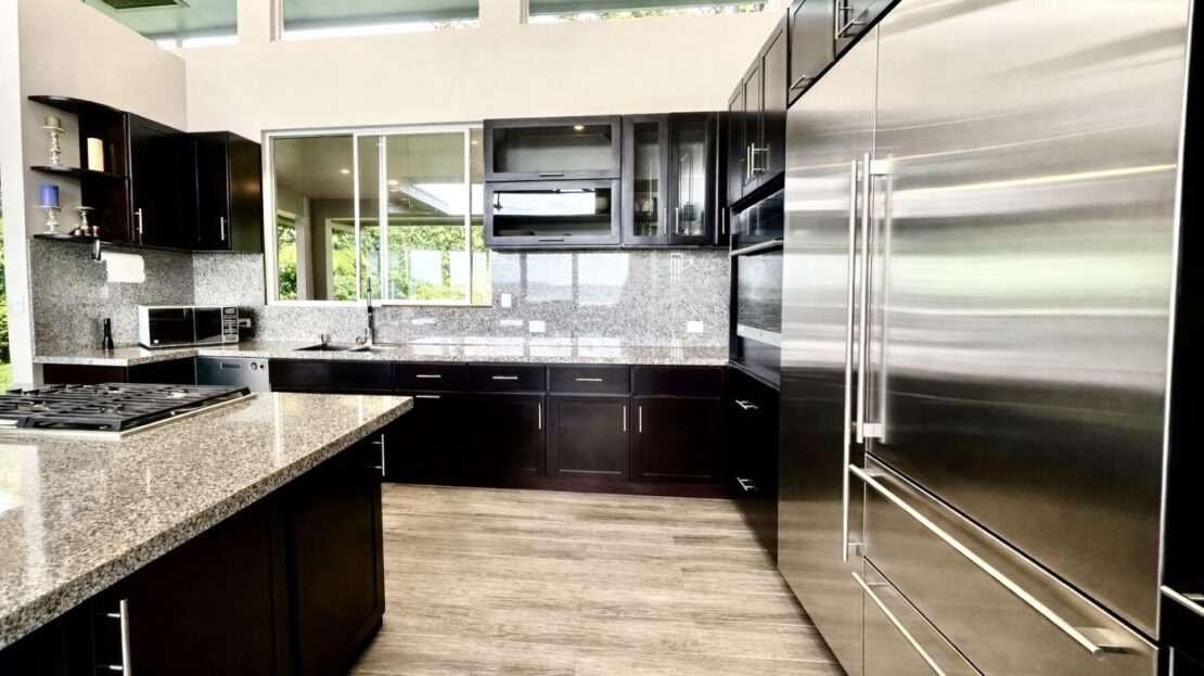 Privacy & Income Potential - Lake Arenal Guanacaste Costa Rica