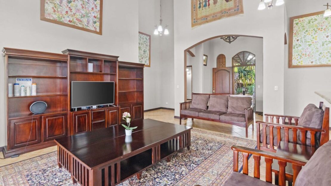 Refined Estate Living in Parcelas de Monseñor