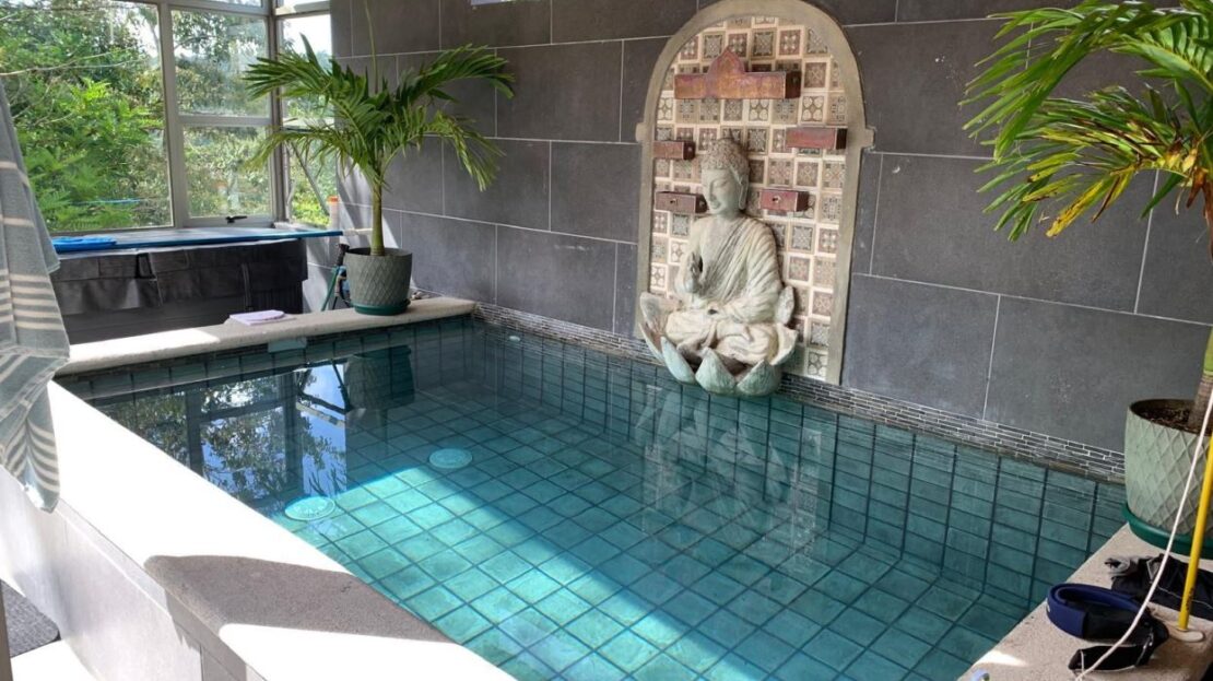 Architectural Elegance in Rainbow Bay Lake Arenal