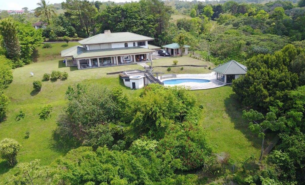 Exclusive Lake View Estate in Lake Arenal