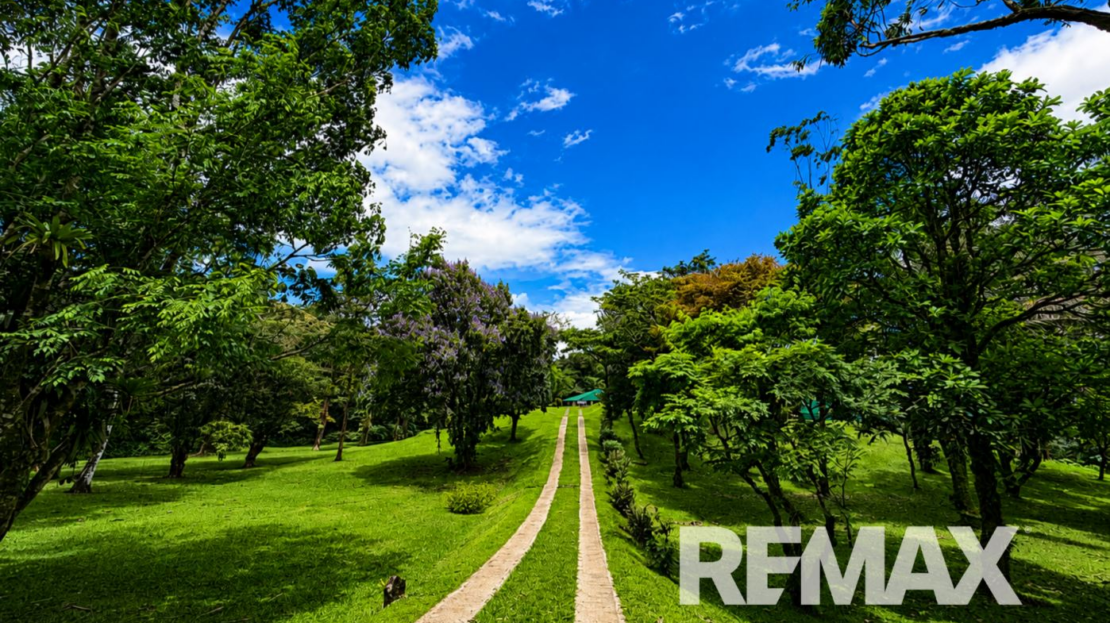 Three-Bedroom Lake View Home Lake Arenal Guanacaste