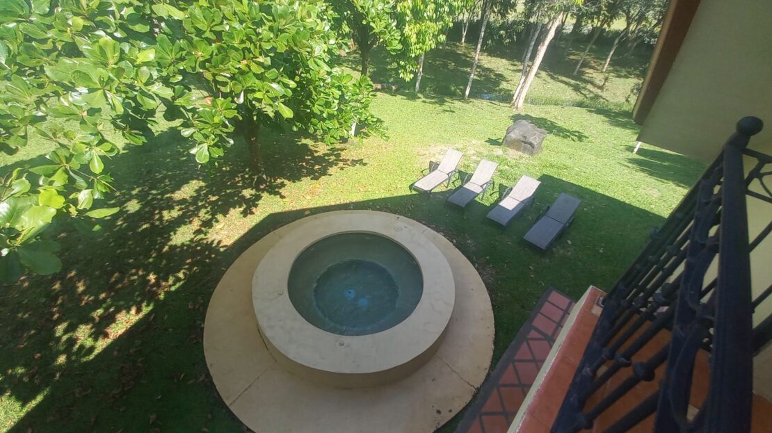 and a jacuzzi!