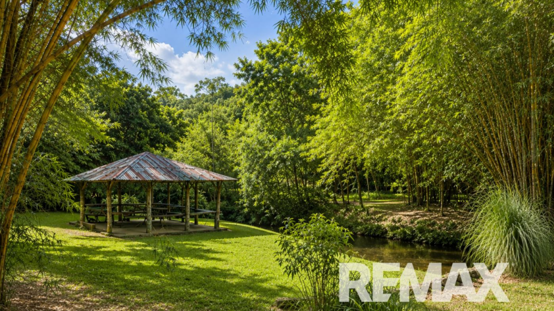 Private 15-Acre Lake Arenal Estate Backing onto Nature Reserve