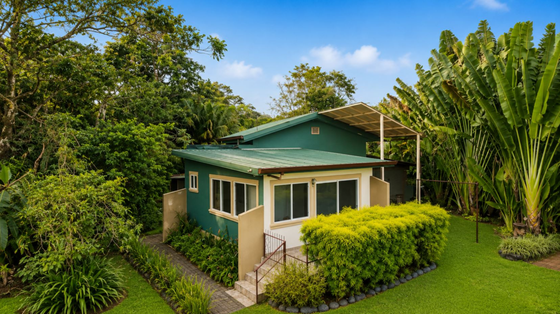 Hidden Gem in Lake Arenal - 1.7 Acre Property with Home and Panoramic Views in Gated Lake Paradise Guanacaste Costa Rica