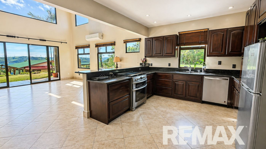 Panoramic Lake Arenal View 3 BR 3BA Home in Exclusive Gated Community with Pool