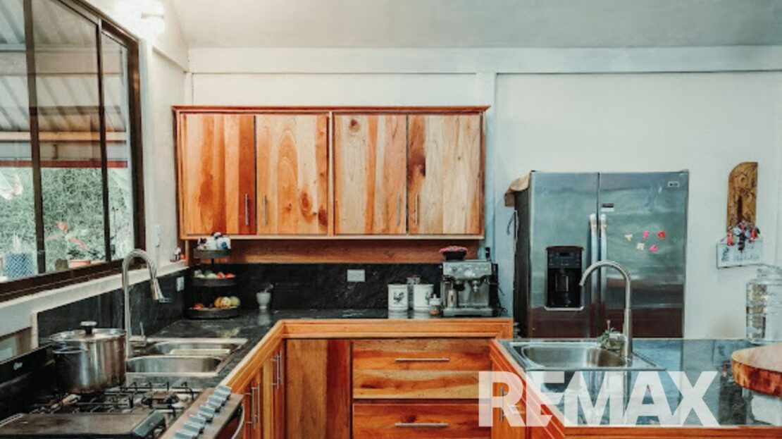 Boutique Eco-retreat & Airbnb Business for sale near La Fortuna